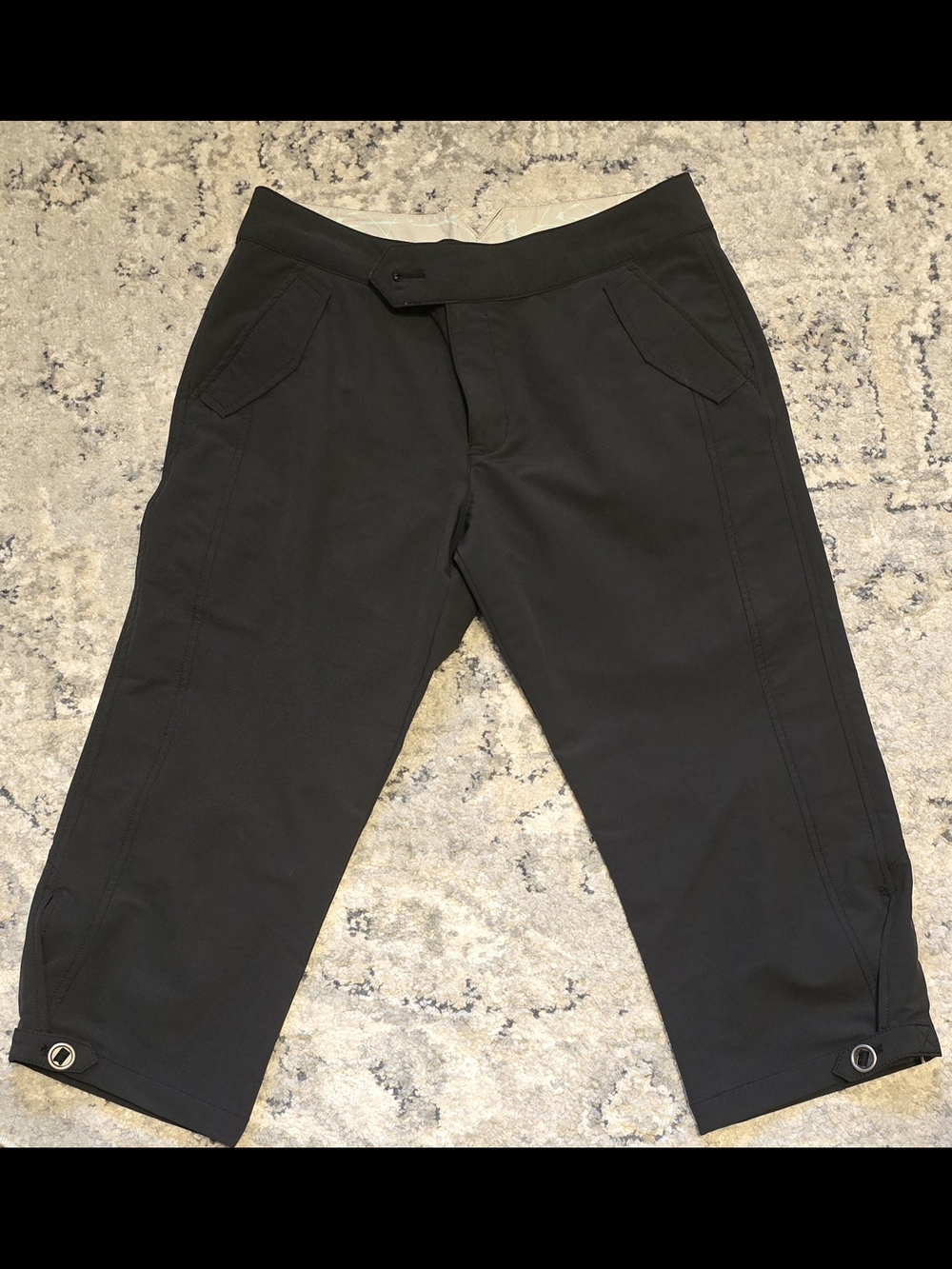 REI Women's Black Cropped Stretch Capri Pants